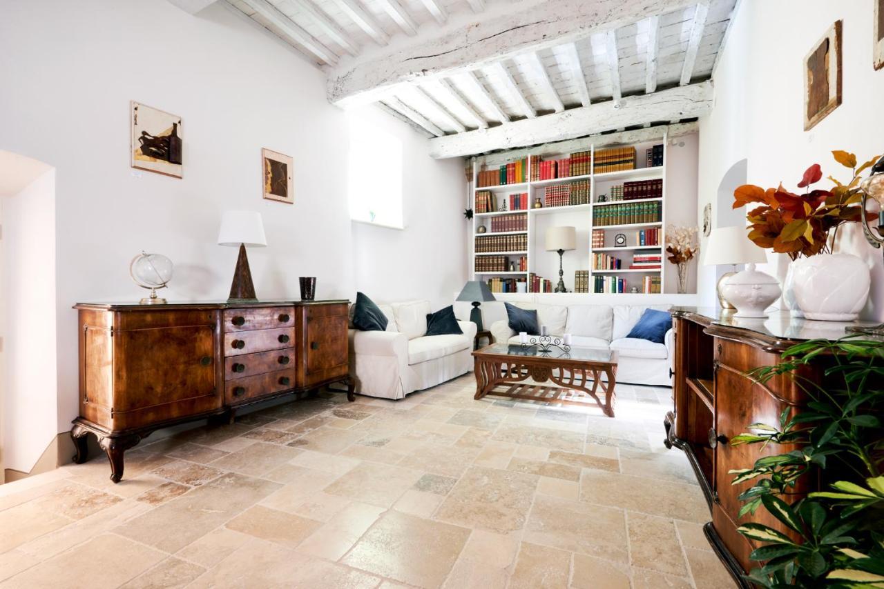 Palazzo Pio III - Residenza D'Epoca Bed & Breakfast Sarteano Bagian luar foto
