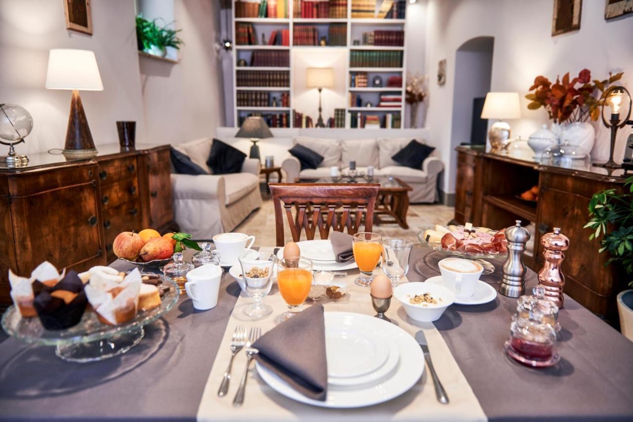 Palazzo Pio III - Residenza D'Epoca Bed & Breakfast Sarteano Bagian luar foto