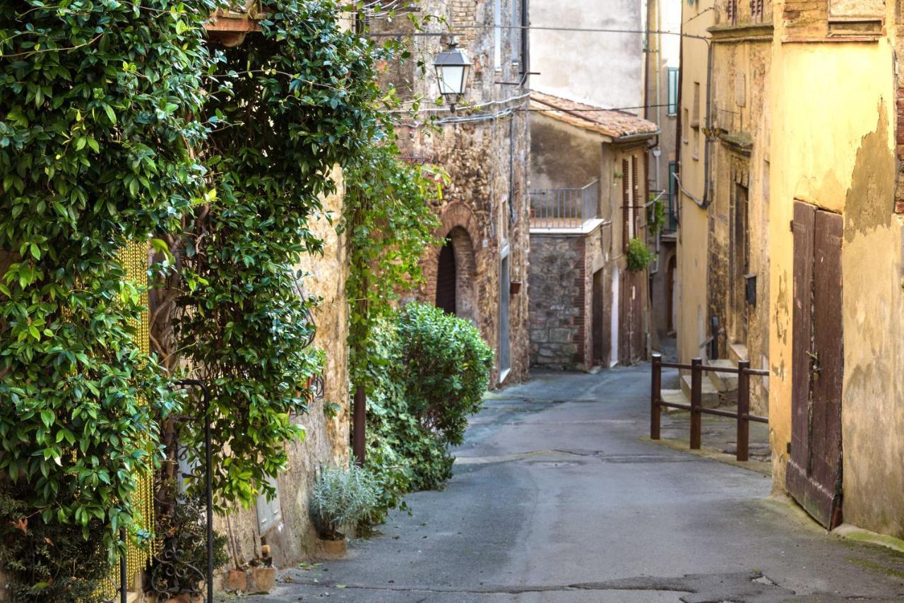Palazzo Pio III - Residenza D'Epoca Bed & Breakfast Sarteano Bagian luar foto