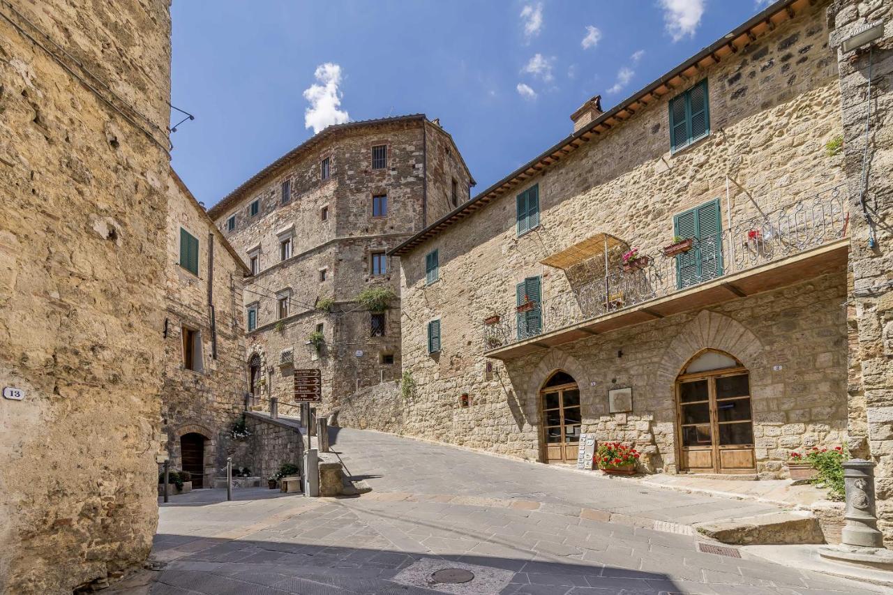 Palazzo Pio III - Residenza D'Epoca Bed & Breakfast Sarteano Bagian luar foto